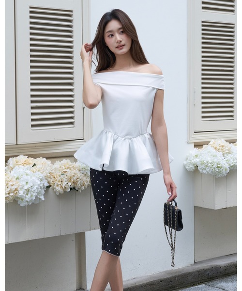 BIRTHDAY BASH（バースデイバッシュ）の「OFF SHOULDER DOCKING TOPS（オフショルダードッキングトップス）（Tシャツ/カットソー・レディース・ホワイト/ブラック・FREE）」の20枚目の写真