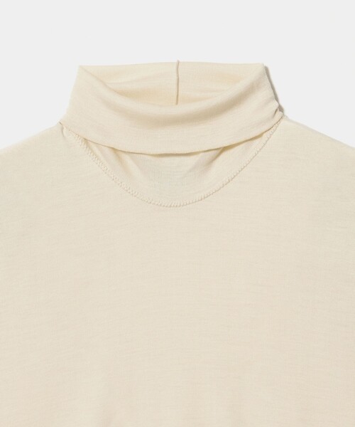 UNITED ARROWS(ユナイテッドアローズ)の「<GOOD PEOPLE GOOD STITCHING GOOD PRODUCT>コンフォート ノースリーブ ニット(タンクトップ・レディース・クリーム/ブラック・S)」の4枚目の写真
