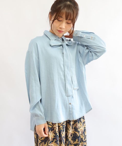 etre relie(エトレリー)の「シアーデニムボウタイブラウス(シャツ/ブラウス・レディース・ブルー系その他4/インディゴブルー・MEDIUM)」の4枚目の写真