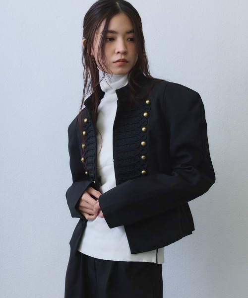 Clum（クルム）の「power shoulder braid napoleon jacket / パワーショルダーブレードナポレオンジャケット（ミリタリージャケット・レディース・ブラック・SMALL/MEDIUM/LARGE）」の10枚目の写真