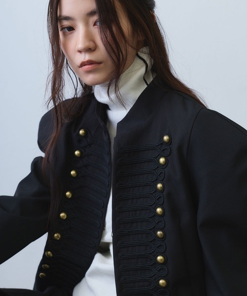 Clum（クルム）の「power shoulder braid napoleon jacket / パワーショルダーブレードナポレオンジャケット（ミリタリージャケット・レディース・ブラック・SMALL/MEDIUM/LARGE）」の13枚目の写真