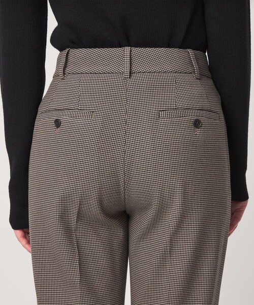 green label relaxing(グリーンレーベルリラクシング)の「Daily Chic ウラキモウ ALLFIT テーパードパンツ(スラックス・レディース・ブラック/オフホワイト/その他1・SHORT/36/38/40/TALL)」の14枚目の写真