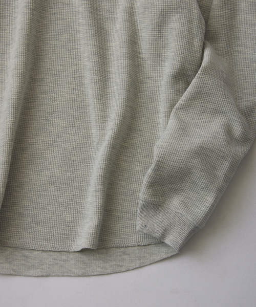 JOURNAL STANDARD relume(ジャーナルスタンダード レリューム)の「ヴァリアス ワッフル ヘンリーネック(Tシャツ/カットソー・メンズ・ホワイト/ライトグレー/ブラック/ライトイエロー・SMALL/MEDIUM/LARGE)」の8枚目の写真