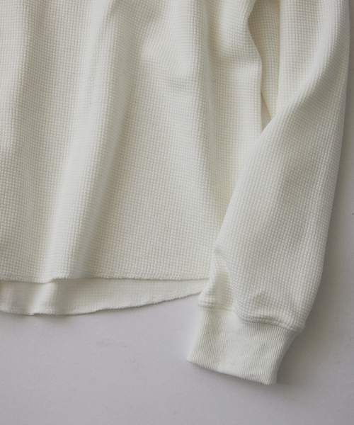 JOURNAL STANDARD relume(ジャーナルスタンダード レリューム)の「ヴァリアス ワッフル ヘンリーネック(Tシャツ/カットソー・メンズ・ホワイト/ライトグレー/ブラック/ライトイエロー・SMALL/MEDIUM/LARGE)」の10枚目の写真