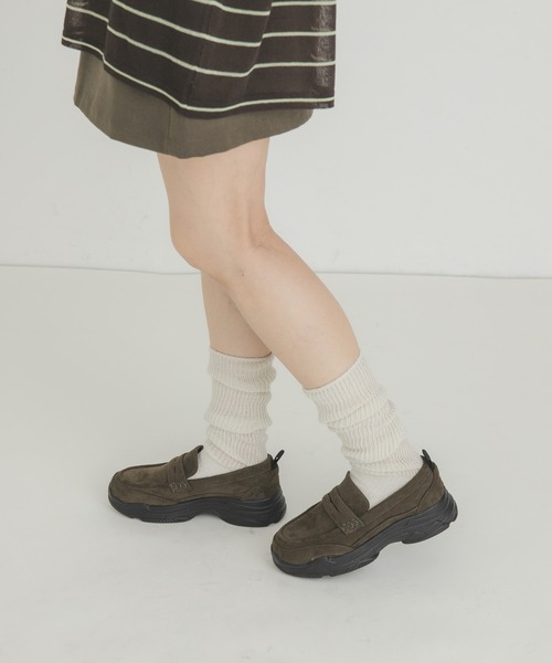 KBF(ケイビーエフ)の「スニーカーソールローファー(ローファー・レディース・オリーブ/ブラック・SMALL/MEDIUM/LARGE)」の14枚目の写真