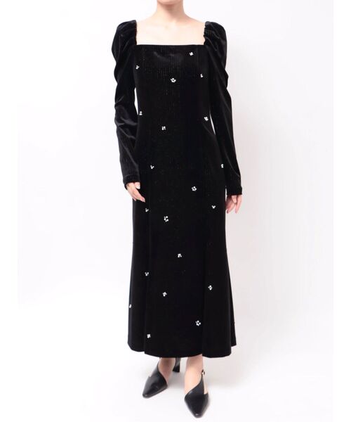 LAGUNAMOON(ラグナムーン)の「LADYストライプベロアビジューワンピース(ワンピース・レディース・ブラウン/ブラック・MEDIUM/SMALL)」の10枚目の写真