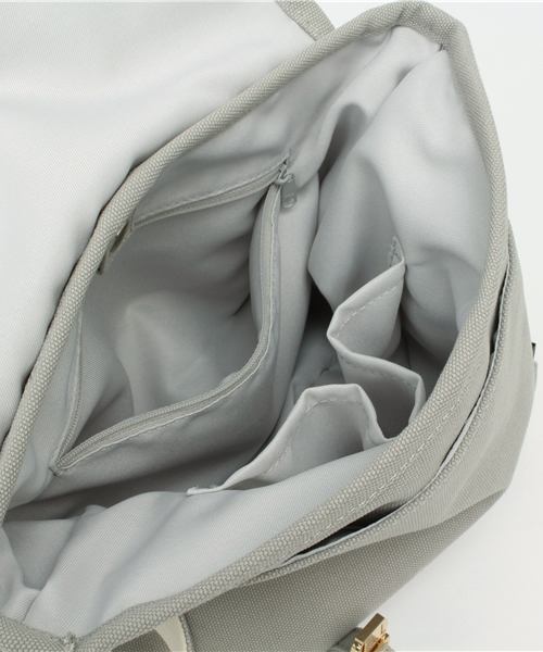 LBC（エルビーシー）の「COLDE ハンプカブセショルダー      （ショルダーバッグ・レディース・ネイビー/オフホワイト/グレー・ONE SIZE）」の7枚目の写真