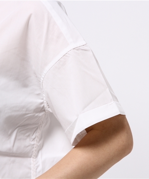 earth music&ecology（アースミュージックアンドエコロジー）の「【2016Summer】ドロップショルダーVネックシャツ（シャツ/ブラウス・レディース・オフホワイト/ベージュ/ネイビー/ストライプ・FREE）」の9枚目の写真