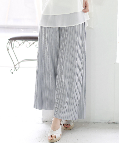 REAL CUBE（リアルキューブ）の「REAL CUBE リッチプリーツワイドパンツ（その他パンツ・レディース・モカ/ネイビー/グレー/チャコールグレー/カーキ/ライトブルー・38/40）」の3枚目の写真