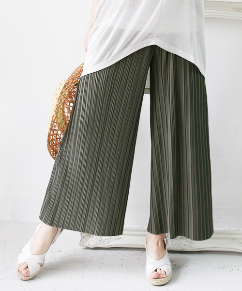 REAL CUBE（リアルキューブ）の「REAL CUBE リッチプリーツワイドパンツ（その他パンツ・レディース・モカ/ネイビー/グレー/チャコールグレー/カーキ/ライトブルー・38/40）」の5枚目の写真