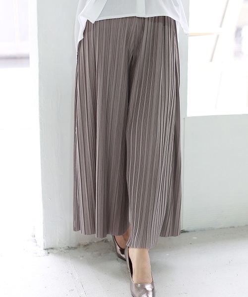 REAL CUBE（リアルキューブ）の「REAL CUBE リッチプリーツワイドパンツ（その他パンツ・レディース・モカ/ネイビー/グレー/チャコールグレー/カーキ/ライトブルー・38/40）」の4枚目の写真