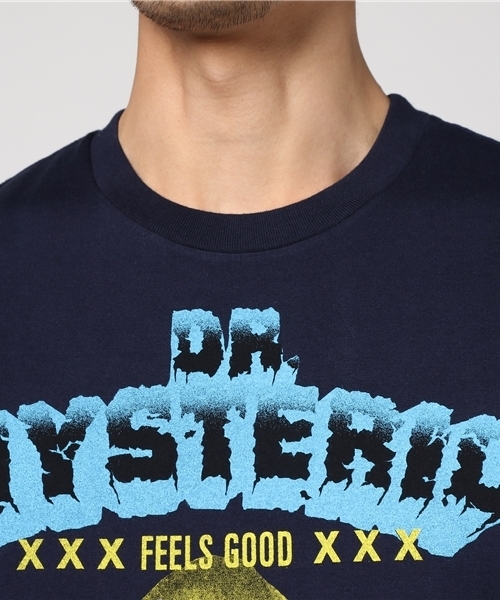 HYSTERIC GLAMOUR（ヒステリックグラマー）の「DR．HYS プリント Tシャツ（Tシャツ/カットソー・メンズ・レッド/グリーン/ブラック/ネイビー/ホワイト・MEDIUM/X-SMALL/SMALL/LARGE）」の11枚目の写真