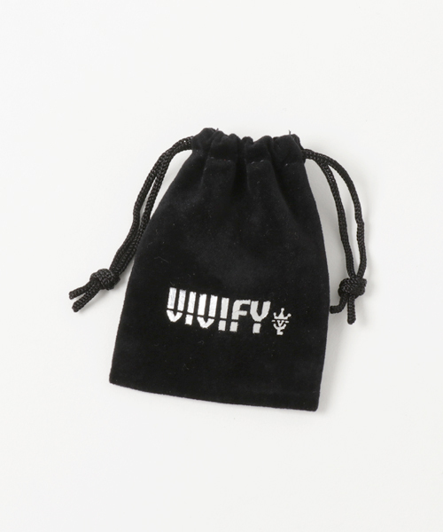 VIVIFY(ビビファイ)の「ボディピアス(L)/スリーサイド/ハンマー/約9~8ゲージ(ピアス(片耳用)・メンズ・シルバー×ブラック・FREE)」の3枚目の写真