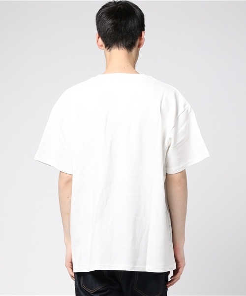 WEGO(ウィゴー)の「WEGO/リップルビッグVネックカットソー(Tシャツ/カットソー・メンズ・オレンジ/ホワイト・LARGE/MEDIUM)」の6枚目の写真