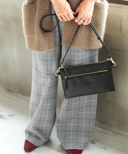 BEAUTY&YOUTH UNITED ARROWS（ビューティーアンドユースユナイテッドアローズ）の「BY∴ フェイクレザージップサコッシュ（ショルダーバッグ・レディース・ブラック/ブラウン/モカ・FREE）」の5枚目の写真