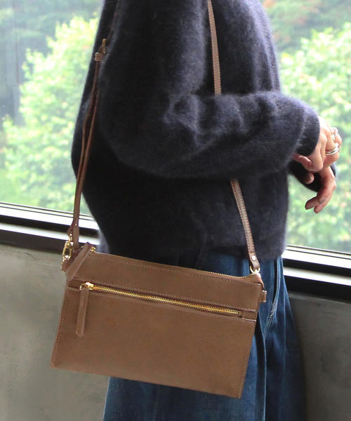 BEAUTY&YOUTH UNITED ARROWS（ビューティーアンドユースユナイテッドアローズ）の「BY∴ フェイクレザージップサコッシュ（ショルダーバッグ・レディース・ブラック/ブラウン/モカ・FREE）」の6枚目の写真