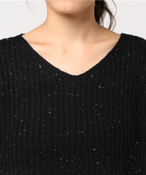 Lugnoncure（ルノンキュール）の「ネップＶネックプルオーバー（ニット/セーター・レディース・ブラック/ベージュ/ブラウン/グレー・MEDIUM）」の8枚目の写真