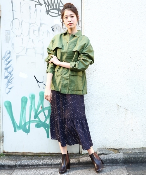 LOWRYS FARM（ローリーズファーム）の「バックサテンミリタリージャケット　782384 （ミリタリージャケット・レディース・カーキ/カモフラージュ・MEDIUM/LARGE）」の5枚目の写真