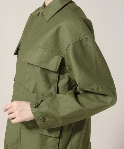 LOWRYS FARM（ローリーズファーム）の「バックサテンミリタリージャケット　782384 （ミリタリージャケット・レディース・カーキ/カモフラージュ・MEDIUM/LARGE）」の6枚目の写真