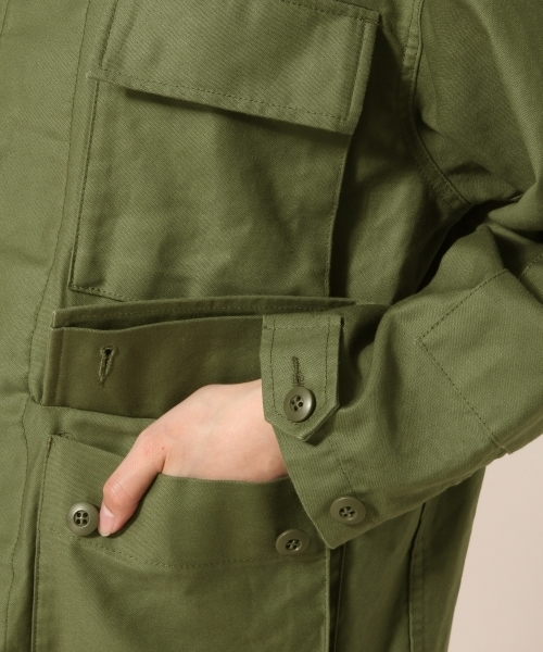 LOWRYS FARM（ローリーズファーム）の「バックサテンミリタリージャケット　782384 （ミリタリージャケット・レディース・カーキ/カモフラージュ・MEDIUM/LARGE）」の14枚目の写真