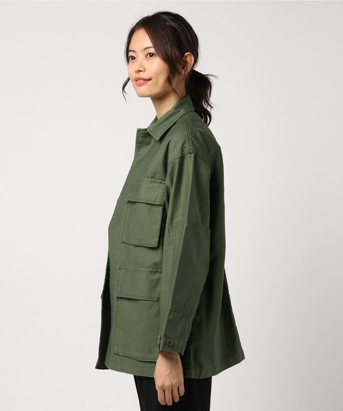 LOWRYS FARM（ローリーズファーム）の「バックサテンミリタリージャケット　782384 （ミリタリージャケット・レディース・カーキ/カモフラージュ・MEDIUM/LARGE）」の18枚目の写真