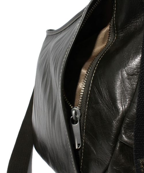 BRILLA per il gusto（ブリッラペルイルグースト）の「aniary / イノベーションバルケッタ (AMS310)　（ショルダーバッグ・メンズ・ブラック系その他/ブラック/ダークグリーン/パープル・ONE SIZE）」の9枚目の写真