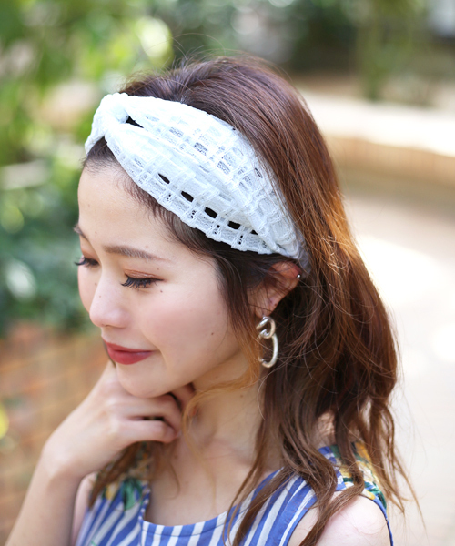 Bab Bou Jeloud バブブージュルード の ｗｅｂ限定 スクエアレースねじりヘアターバン ヘアバンド Wear
