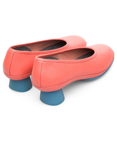 CAMPER（カンペール）の「ALRIGHT (オールライト)（パンプス・レディース・サーモンピンク・22.5cm/23.0cm/23.5cm/24.0cm/25.0cm）」の2枚目の写真