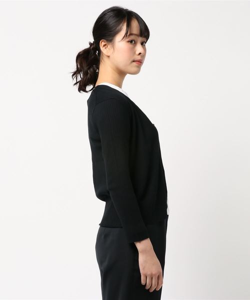 NATURAL BEAUTY BASIC（ナチュラルビューティーベーシック）の「【Oggi 5月号掲載】[洗える]ファインハイゲージ リブカーデ（カーディガン/ボレロ・レディース・ブラック/グレー/オフホワイト/ブラウン/ピンク/ブルー・MEDIUM）」の8枚目の写真