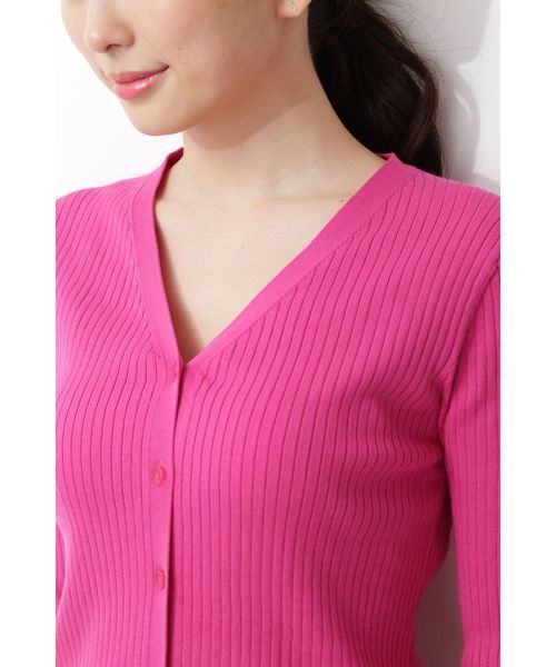 NATURAL BEAUTY BASIC（ナチュラルビューティーベーシック）の「【Oggi 5月号掲載】[洗える]ファインハイゲージ リブカーデ（カーディガン/ボレロ・レディース・ブラック/グレー/オフホワイト/ブラウン/ピンク/ブルー・MEDIUM）」の12枚目の写真