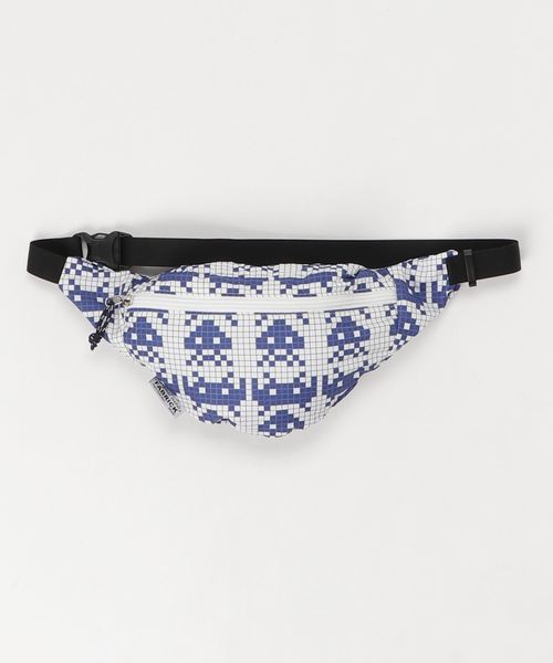 FABRICK(ファブリック)の「FABRICK【SPACE INVADERS】WAIST BAG(ボディバッグ/ウエストポーチ・メンズ・マルチ・ONE SIZE)」の1枚目の写真