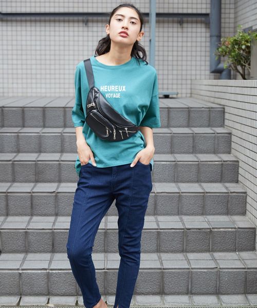 Bifrost(ビフレスト)の「BIG ロゴTシャツ(Tシャツ/カットソー・レディース・ブラック/ベージュ/オフホワイト/グリーン/杢グレー・FREE)」の6枚目の写真