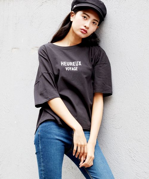Bifrost(ビフレスト)の「BIG ロゴTシャツ(Tシャツ/カットソー・レディース・ブラック/ベージュ/オフホワイト/グリーン/杢グレー・FREE)」の21枚目の写真