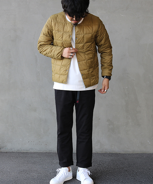 TAION（タイオン）の「[TAION/タイオン] クルーネックボタンインナーダウンジャケット（ダウンジャケット/コート・メンズ・ブラック/ベージュ/ネイビー/グレー/オフホワイト/オリーブ・M/L/XL）」の10枚目の写真