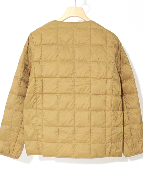 TAION（タイオン）の「[TAION/タイオン] クルーネックボタンインナーダウンジャケット（ダウンジャケット/コート・メンズ・ブラック/ベージュ/ネイビー/グレー/オフホワイト/オリーブ・M/L/XL）」の17枚目の写真