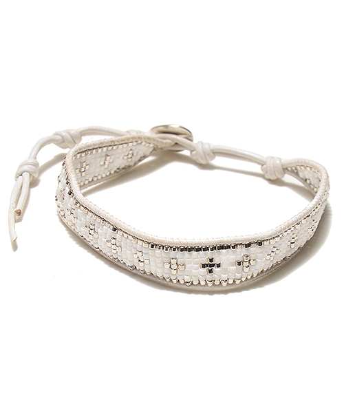 CHAN LUU（チャンルー）の「◎CHAN LUU / ビーズ ブレスレット（ブレスレット・メンズ・ホワイト/ダークブラウン/ロイヤルブルー・ONE SIZE）」の2枚目の写真