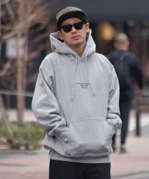 DOUBLE STEAL（ダブルスティール）の「Simple BOX embroidery パーカー（パーカー・メンズ・ホワイト/ブラック×ホワイト/グレー系その他/ブラック×グリーン/グレー系その他2・MEDIUM/LARGE/X-LARGE）」の4枚目の写真