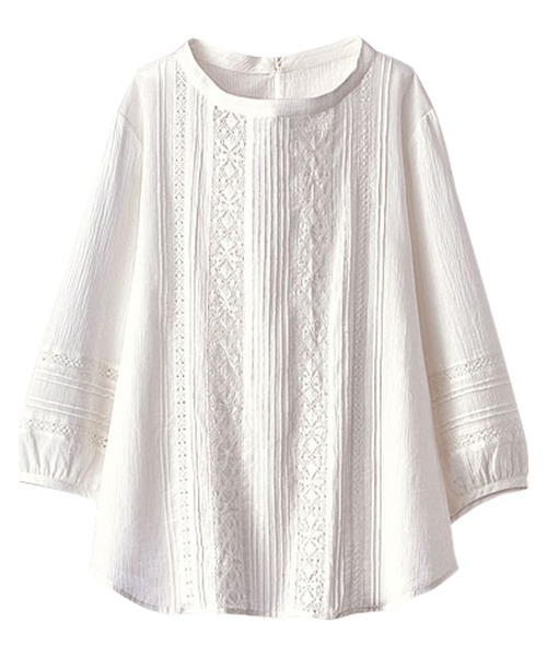 BELLUNA(ベルーナ)の「ピンタック使いレース切替ブラウス(シャツ/ブラウス・レディース・オフホワイト/マスタード/ネイビー/グレー系その他・MEDIUM/LARGE/X-LARGE)」の2枚目の写真