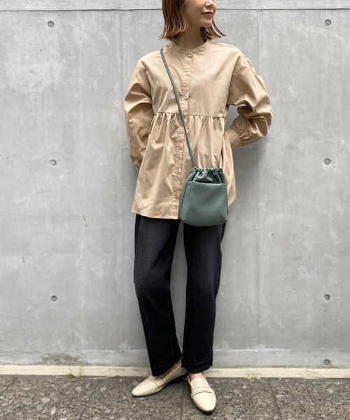 prose verse(プロズヴェール)の「エコレザー巾着ミニショルダーバッグ(トートバッグ・レディース・ブラウン/ブルー/ブラック・フリ-)」の7枚目の写真