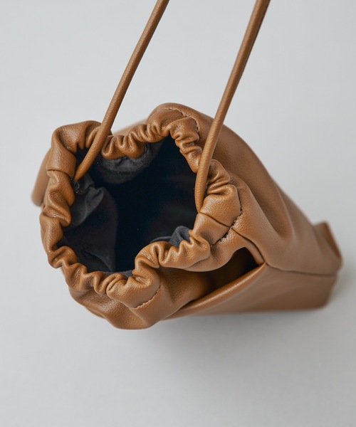 prose verse(プロズヴェール)の「エコレザー巾着ミニショルダーバッグ(トートバッグ・レディース・ブラウン/ブルー/ブラック・フリ-)」の19枚目の写真