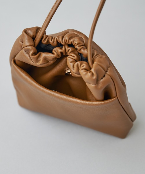 prose verse(プロズヴェール)の「エコレザー巾着ミニショルダーバッグ(トートバッグ・レディース・ブラウン/ブルー/ブラック・フリ-)」の20枚目の写真