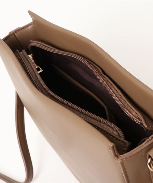 Alluge（アルージュ）の「ハーフムーンショルダーバッグ（ショルダーバッグ・レディース・ブラウン・FREE）」の8枚目の写真