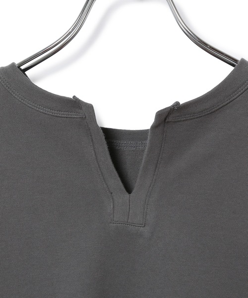 ADAM ET ROPE'(アダムエロペ)の「ガーゼ度詰め裏毛プルオーバー(Tシャツ/カットソー・レディース・グレー/キナリ/ベージュ/パープル・FREE)」の5枚目の写真