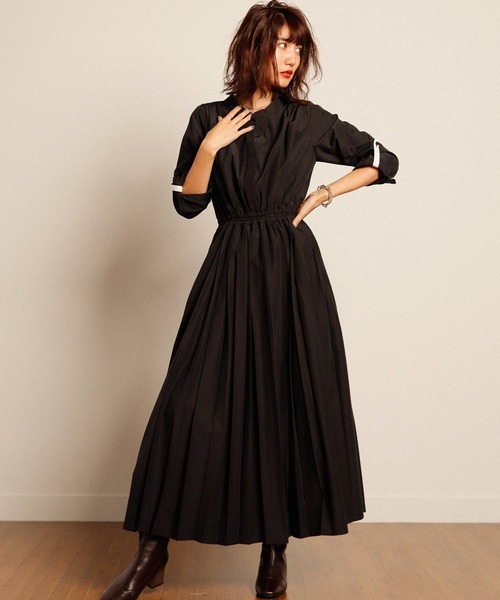 ALLSAINTS ホワイト M バックプリーツワンピース ALLSAINTS ホワイト M バックプリーツワンピース