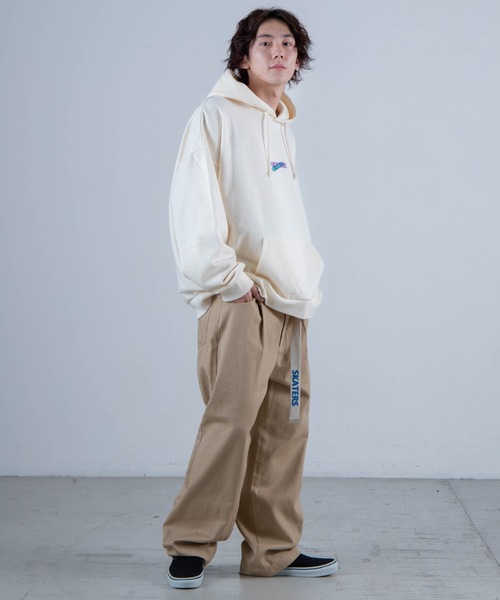 WEGO(ウィゴー)の「WEGO/レトロヒューマンロゴプルパーカー(パーカー・メンズ・サックスブルー/アイボリー/スミクロ/グリーン・MEDIUM/LARGE)」の10枚目の写真