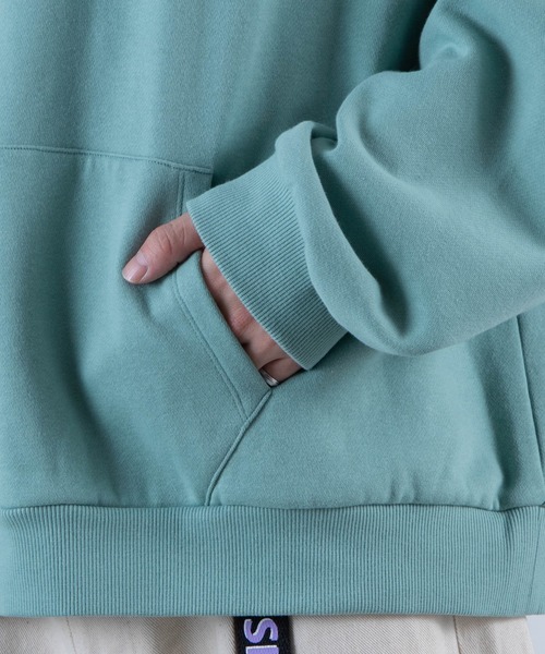 WEGO(ウィゴー)の「WEGO/レトロヒューマンロゴプルパーカー(パーカー・メンズ・サックスブルー/アイボリー/スミクロ/グリーン・MEDIUM/LARGE)」の18枚目の写真