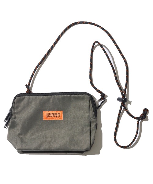 UNIVERSAL OVERALL(ユニバーサルオーバーオール)の「【UNIVERSAL OVERALL】デルタサコッチ(ショルダーバッグ・メンズ・カーキ/ブラック/ベージュ/グリーン/その他/グレイッシュブルー/チャコールグレー/アイボリー/オレンジ/ネイビー/ライトグリーン・FREE)」の1枚目の写真