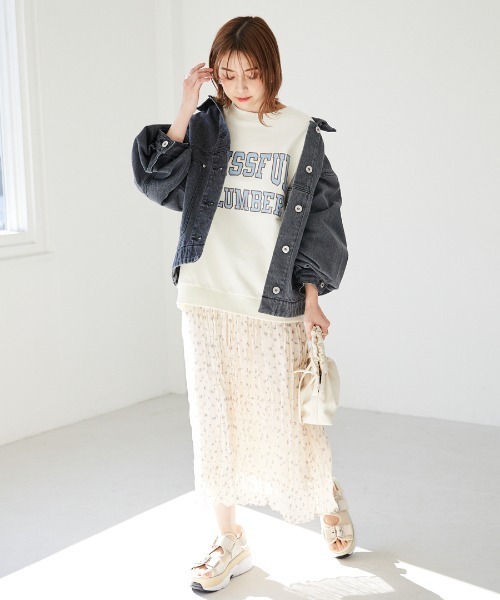 Heather（ヘザー）の「カレッジロゴスウェット_934961（スウェット・レディース・ホワイト/ブラック/ブルー系その他/ベージュ・FREE）」の21枚目の写真