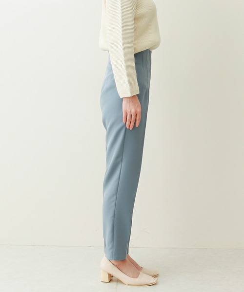 Social GIRL（ソーシャルガール）の「ハイウエストタックテーパードパンツ（スラックス・レディース・ブラック/サックスブルー/ピンク/サンドベージュ/ブルーグリーン・M/L）」の8枚目の写真