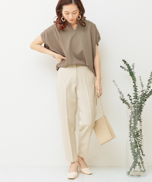 Social GIRL（ソーシャルガール）の「ハイウエストタックテーパードパンツ（スラックス・レディース・ブラック/サックスブルー/ピンク/サンドベージュ/ブルーグリーン・M/L）」の12枚目の写真